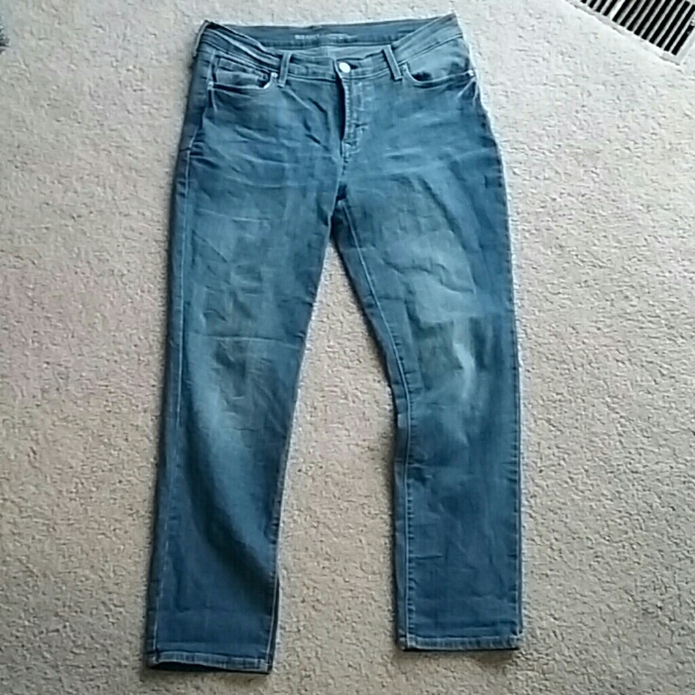 Old Navy Mid rise  Straight Jeans Sz 8 short